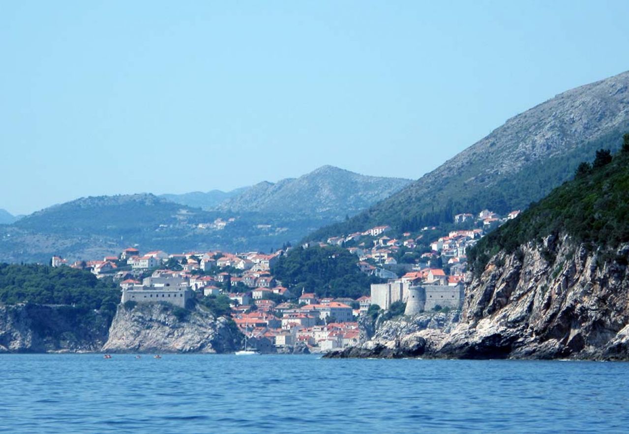 Sezonci o radu u Dubrovniku: Smještaj je jackpot, a vlasnici nas cijede dok mogu