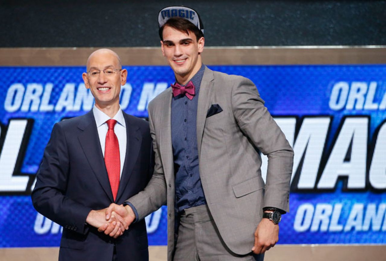NBA: Boston prepustio Philadelphiji prvi izbor na ''draftu''