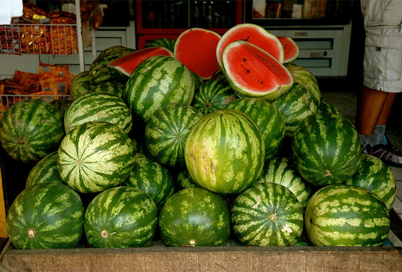 Prepoznajte najslađu i najsočniju lubenicu