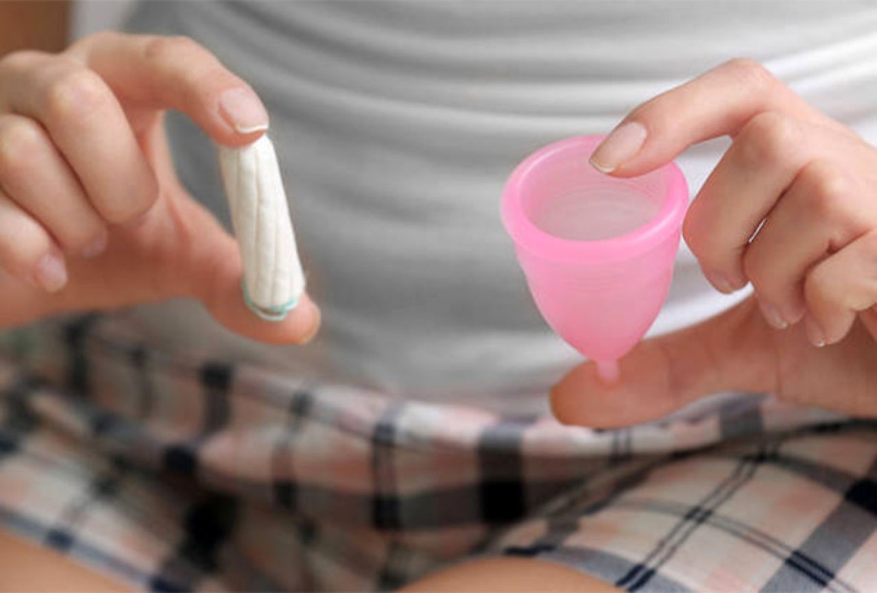 Ulošci, tamponi ili menstrualne čašice - što je najbolji izbor za ljeto?