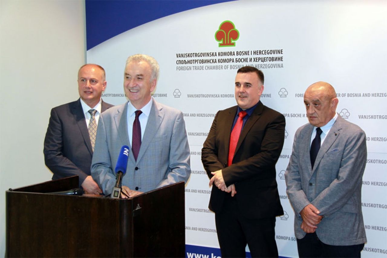 Bevanda i Šarović stali iza inicijative za ukidanjem carine na nelegirani aluminij
