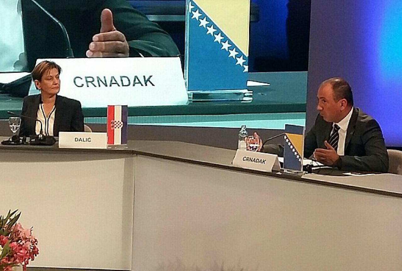 Crnadak: Mladi napuštaju BiH zbog beznađa