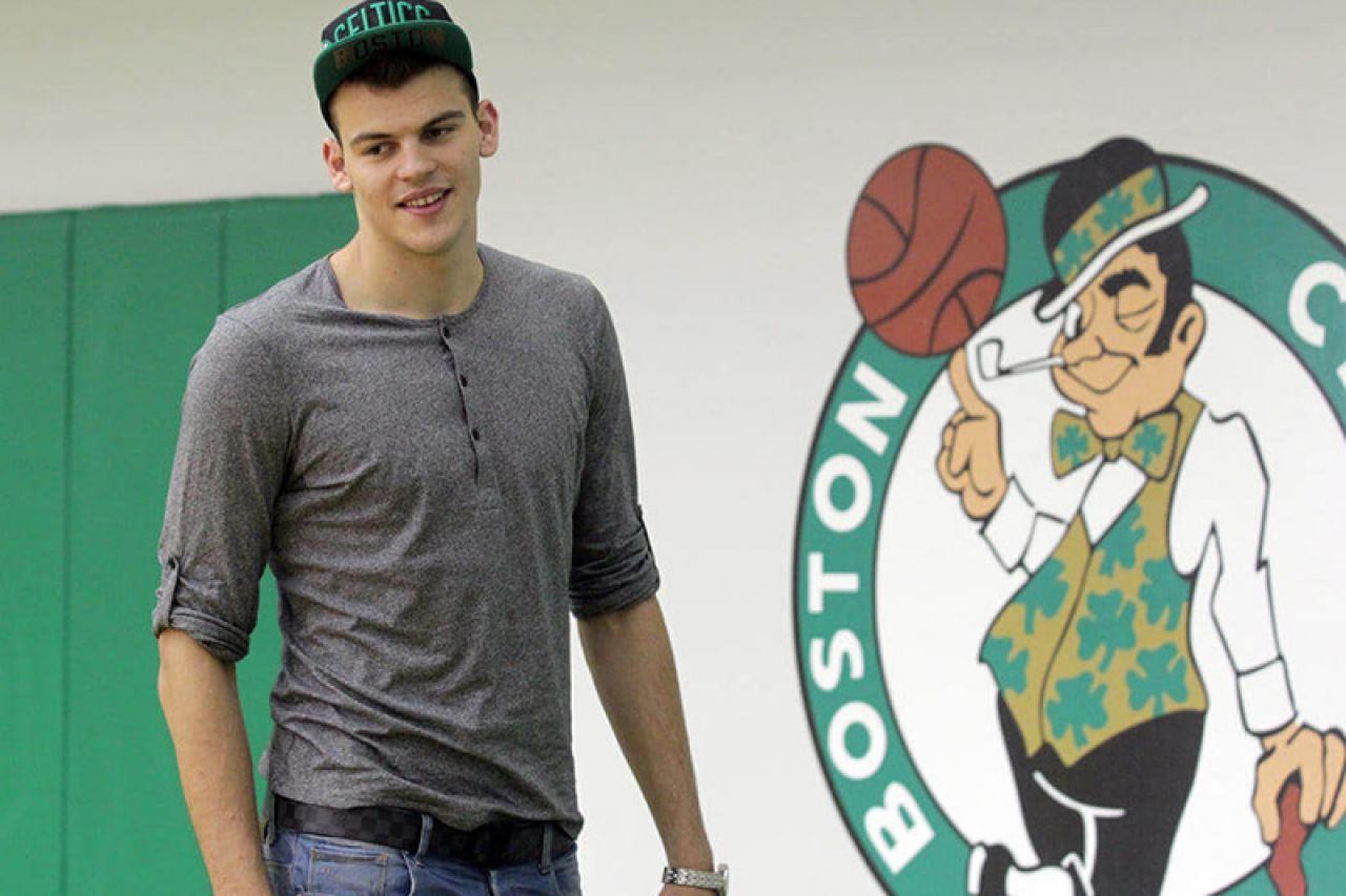 Ante Žižić potpisao 'rookie' ugovor sa Celticsima