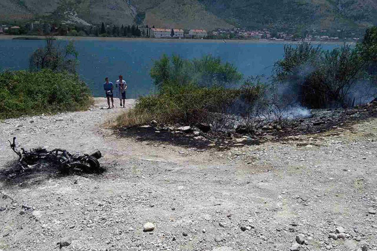 Izgorio skuter na Mostarskom jezeru