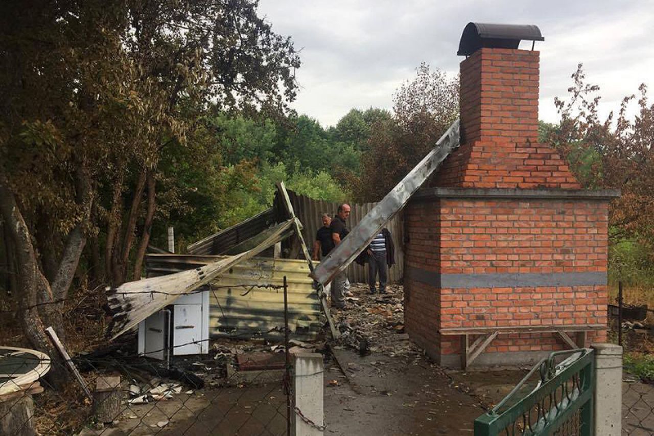Povratnici Hrvati u Pelagićevu zabrinuti nakon paljenja Lovačke kuće