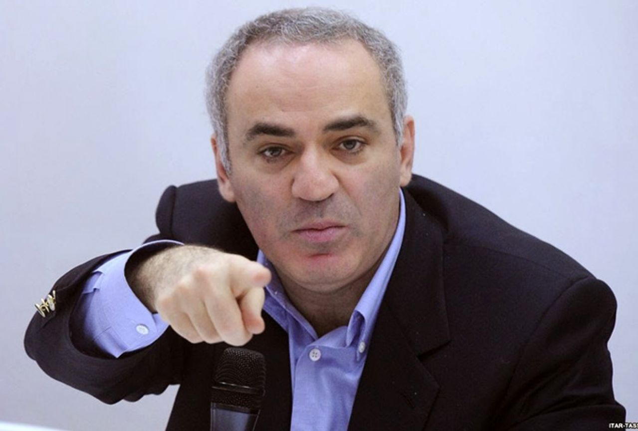 Gari Kasparov se vraća na veliku šahovsku scenu