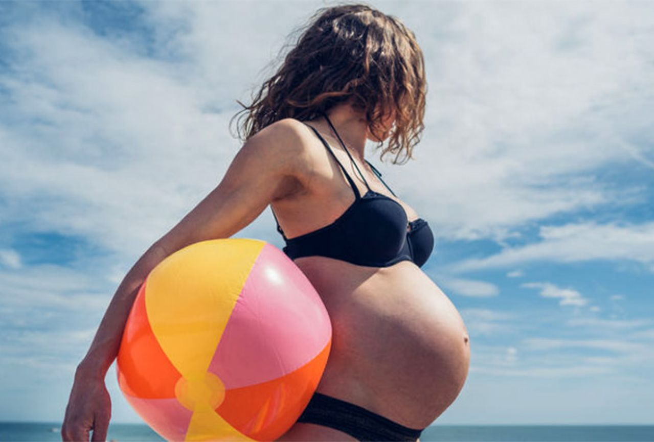 Ljetna trudnoća: kako si olakšati ljetne vrućine?