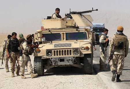 https://storage.bljesak.info/article/205003/450x310/afganistan-kamion-vojska.jpg