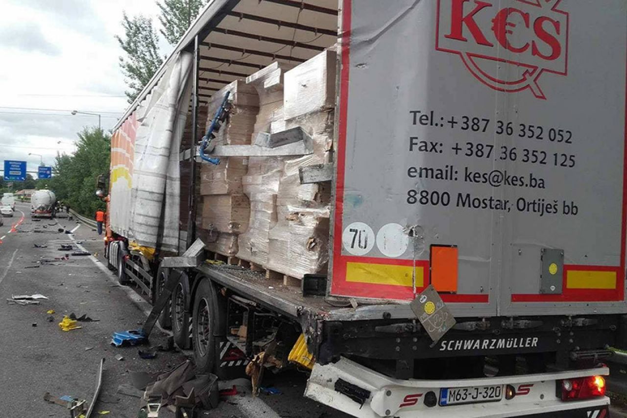 Slovačka: U kamion mostarske firme udarila poljska cisterna