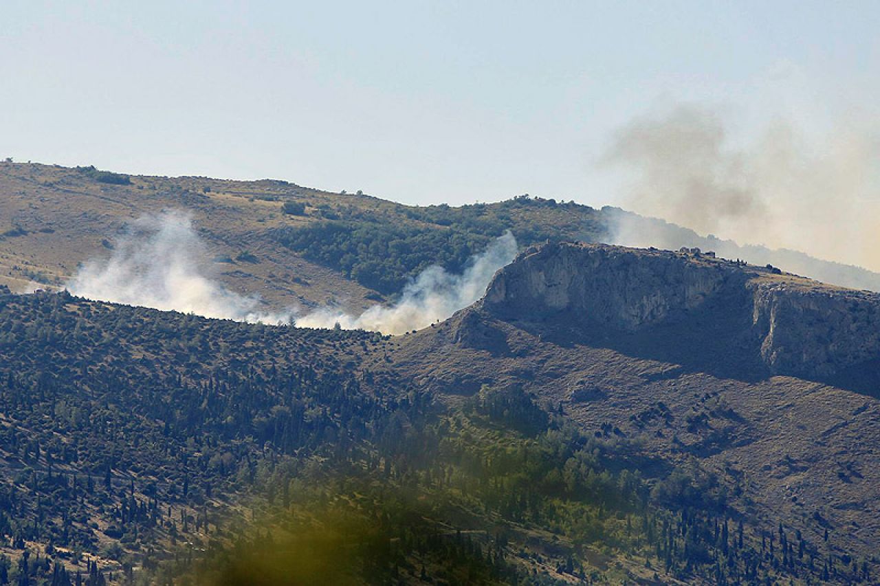 Mostar: Požar na Podveležju