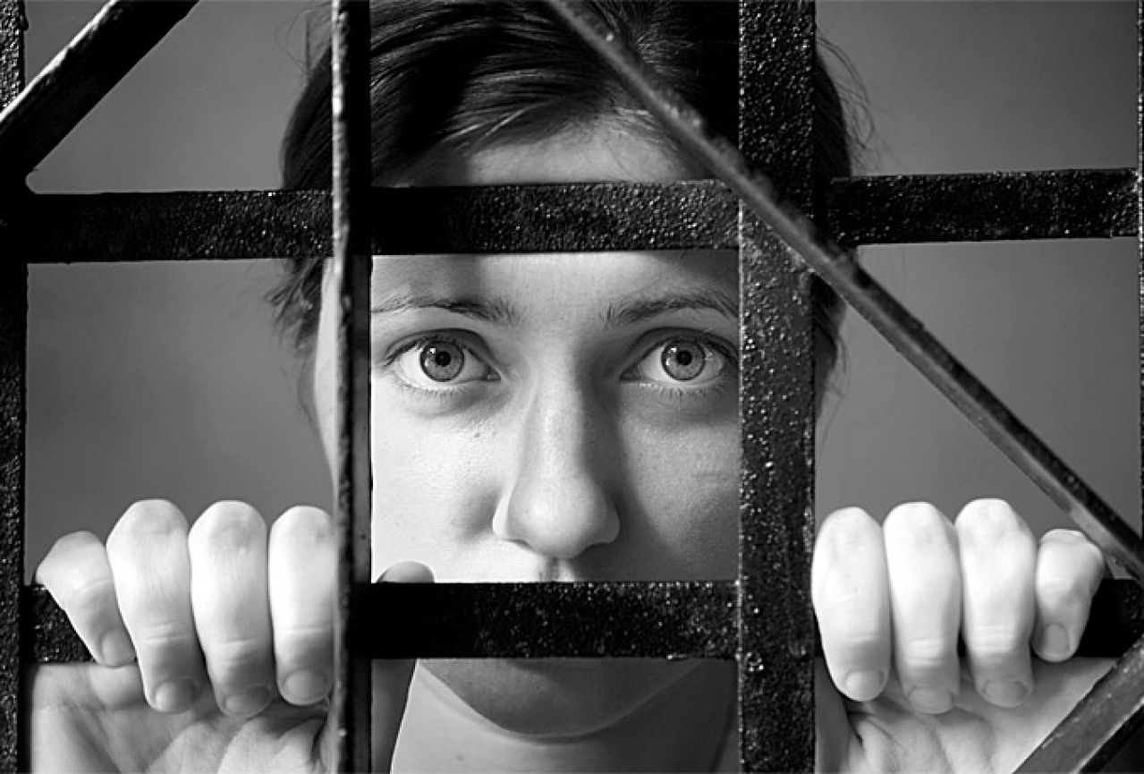 Vijeće Europe poziva BiH da poboljša zaštitu djece-žrtava trgovine ljudima