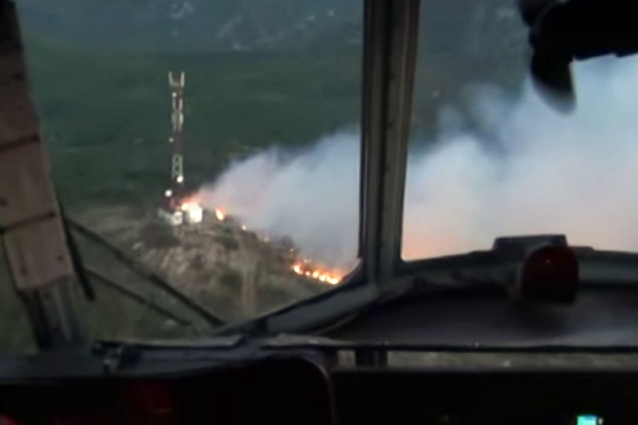 VIDEO | Pogledajte razmjere požara kod Ljubinja iz helikoptera OS BIH