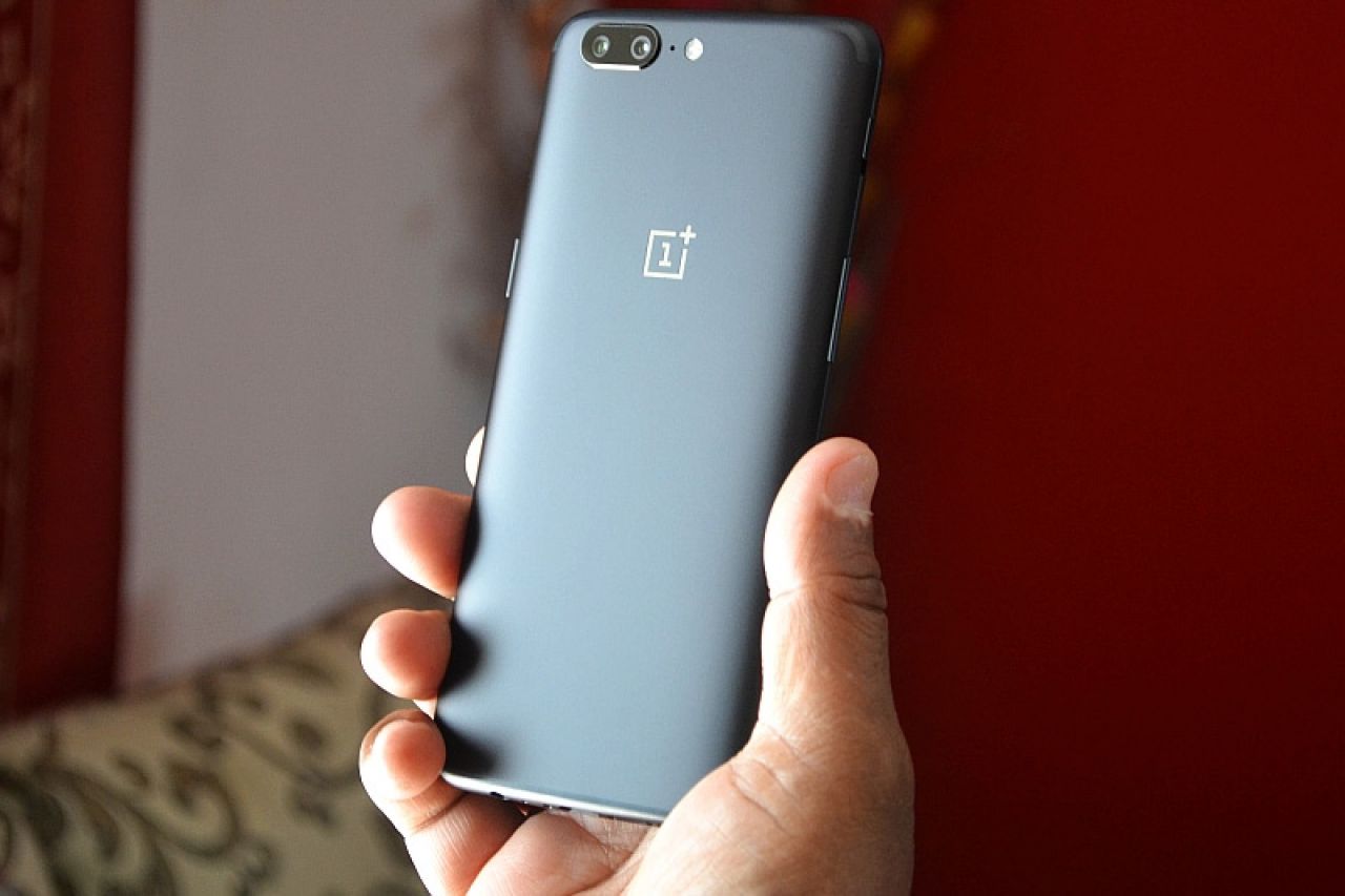 Pametni telefon OnePlus 5 ima ozbiljan propust?