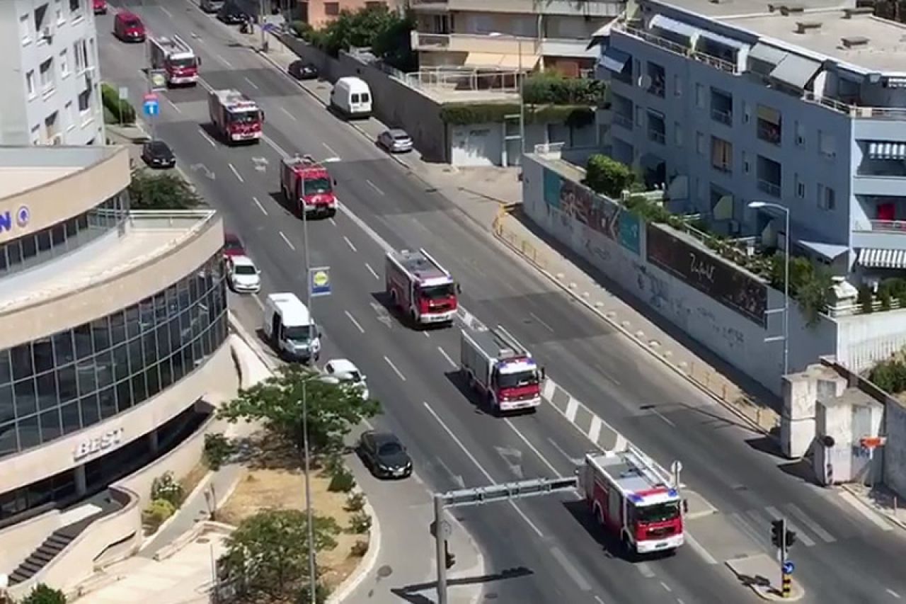 VIDEO | Trenutak kada su vatrogasci iz cijele Hrvatske napustili Split