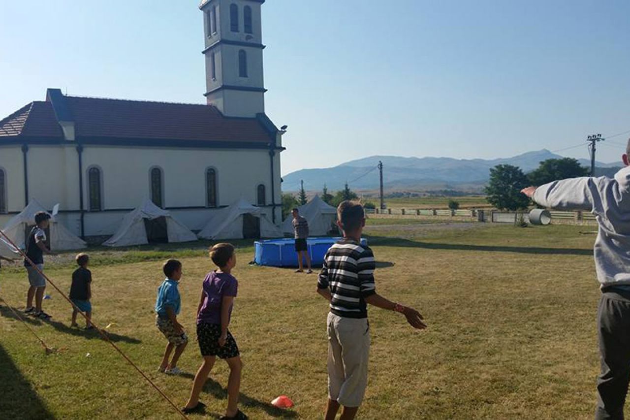 Održan prvi ljetni dječji kamp u Bosanskom Grahovu
