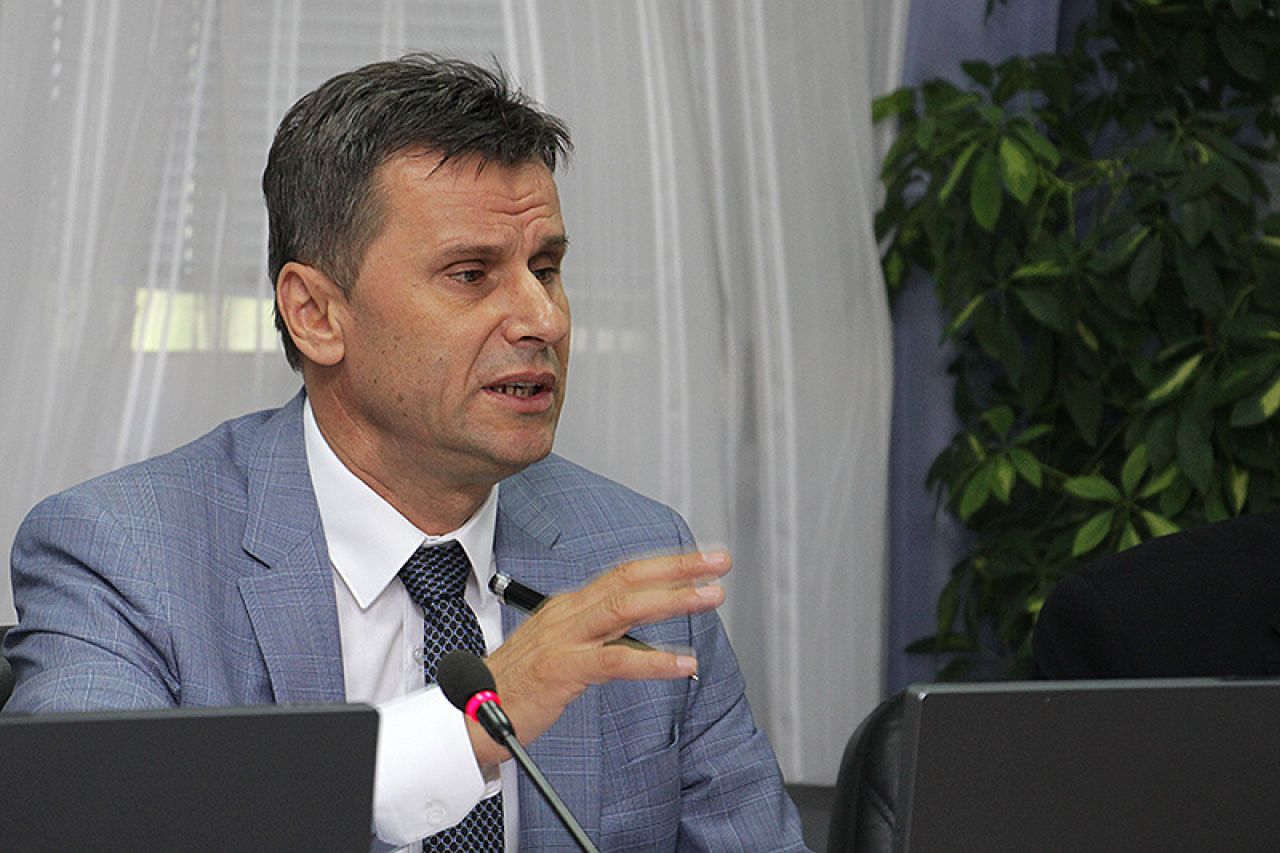 Zastupnici nisu izglasali nepovjerenje Vladi, Novalić prezentirao rezultate rada
