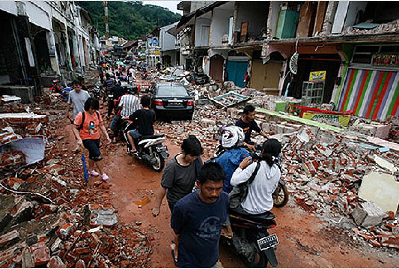 Potres jačine 5,8 stupnjeva pogodio istok Indonezije