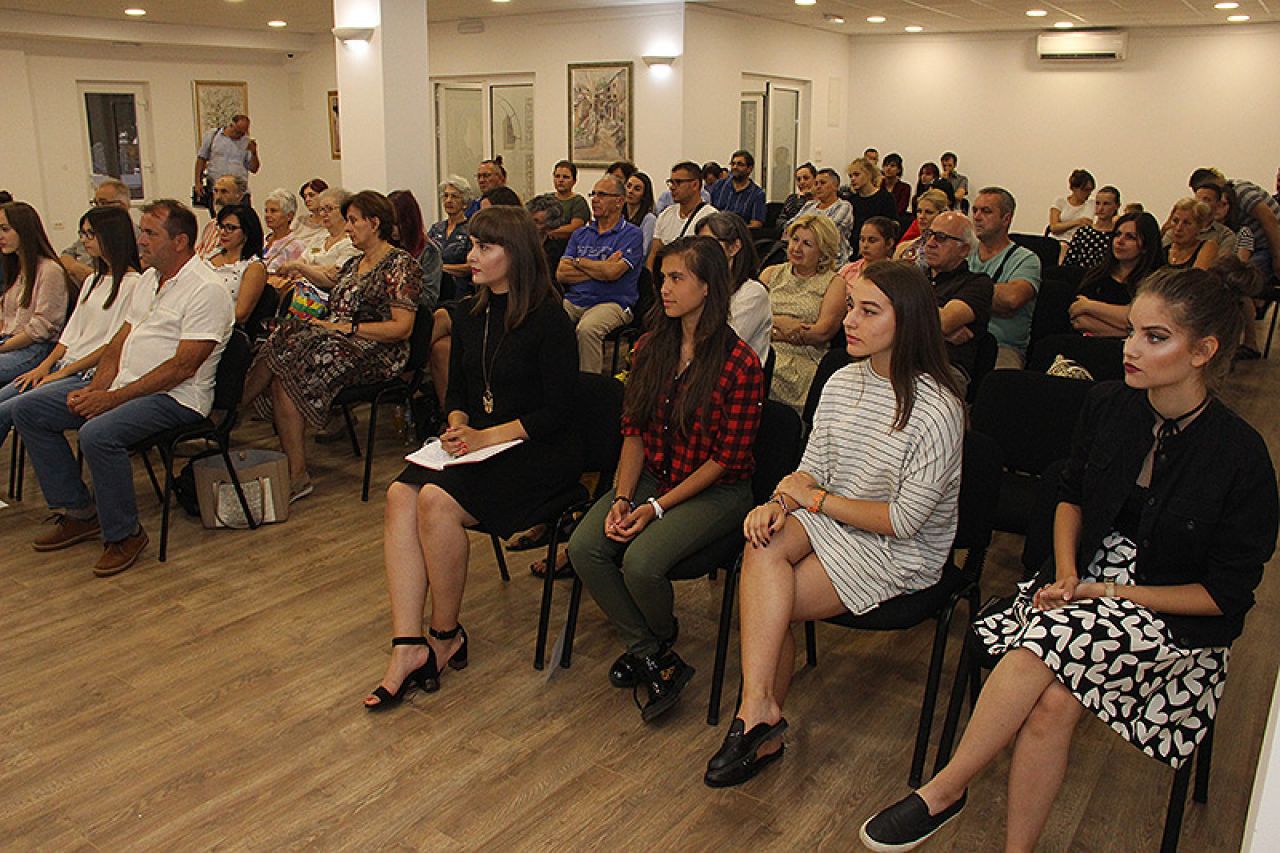 Mostar: Mladi pjesnici pokazali kvalitetu