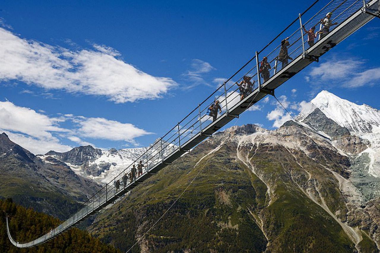 U Švicarskoj otvoren najduži pješački most na svijetu