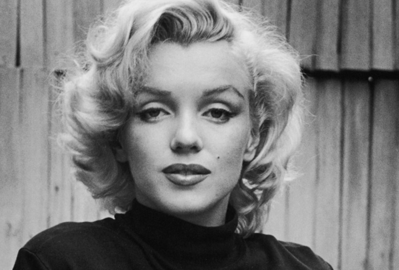 Na aukciji fotografije Marilyn Monroe s njezinog posljednjeg snimanja