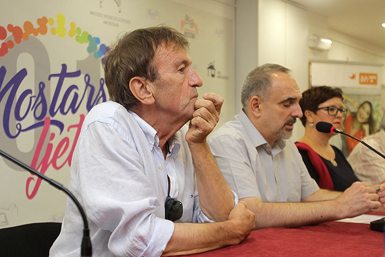 Salko Šarić promovirao knjigu ''Pregled stvaralaštva u Mostaru''