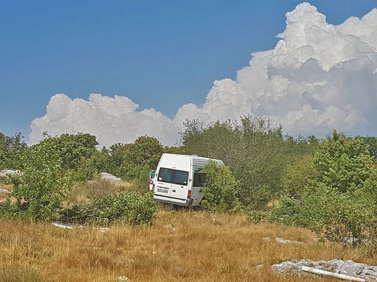 Mostar: Sudar minibusa i osobnog automobila na putu za Nevesinje 