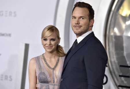 https://storage.bljesak.info/article/208142/450x310/chris-pratt-ana-farris.jpg