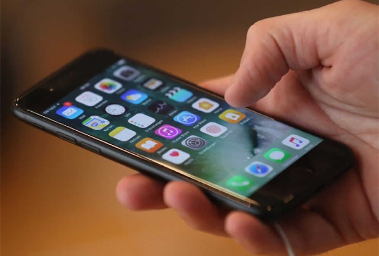 Apple sprema novi iPhone SE za prvi kvartal iduće godine