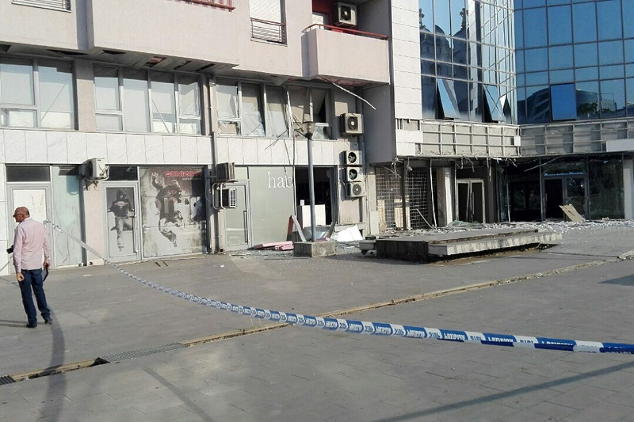 Podgorica: Snažna eksplozija u poslovnoj zgradi