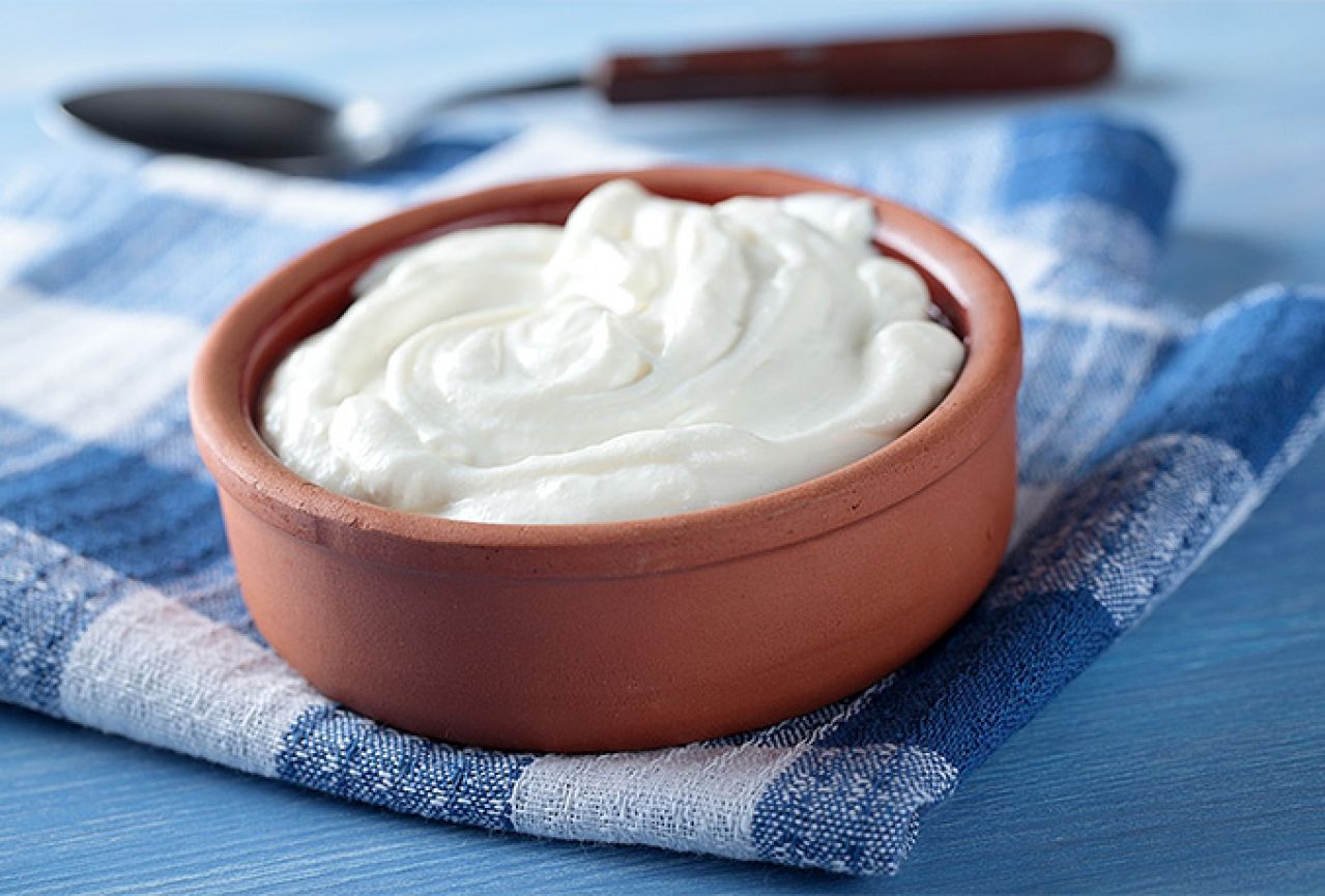 Traži se zabrana proizvodnje "grčkog jogurta" bilo gdje osim u Grčkoj