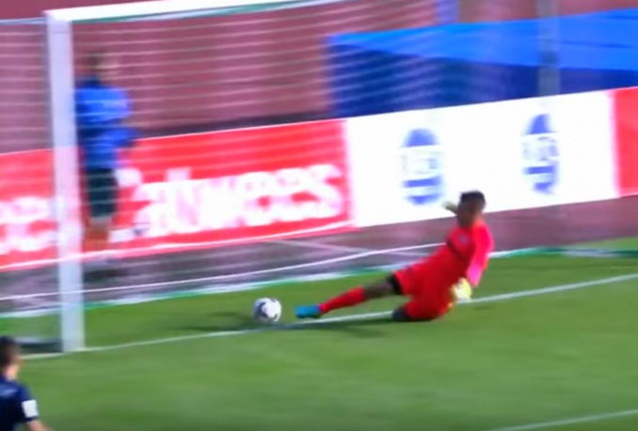 VIDEO | Dali gol za 15 sekundi a nisu ni dotakli loptu