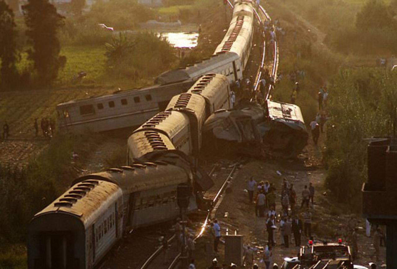 U sudaru vlakova u Egiptu najmanje 36 mrtvih