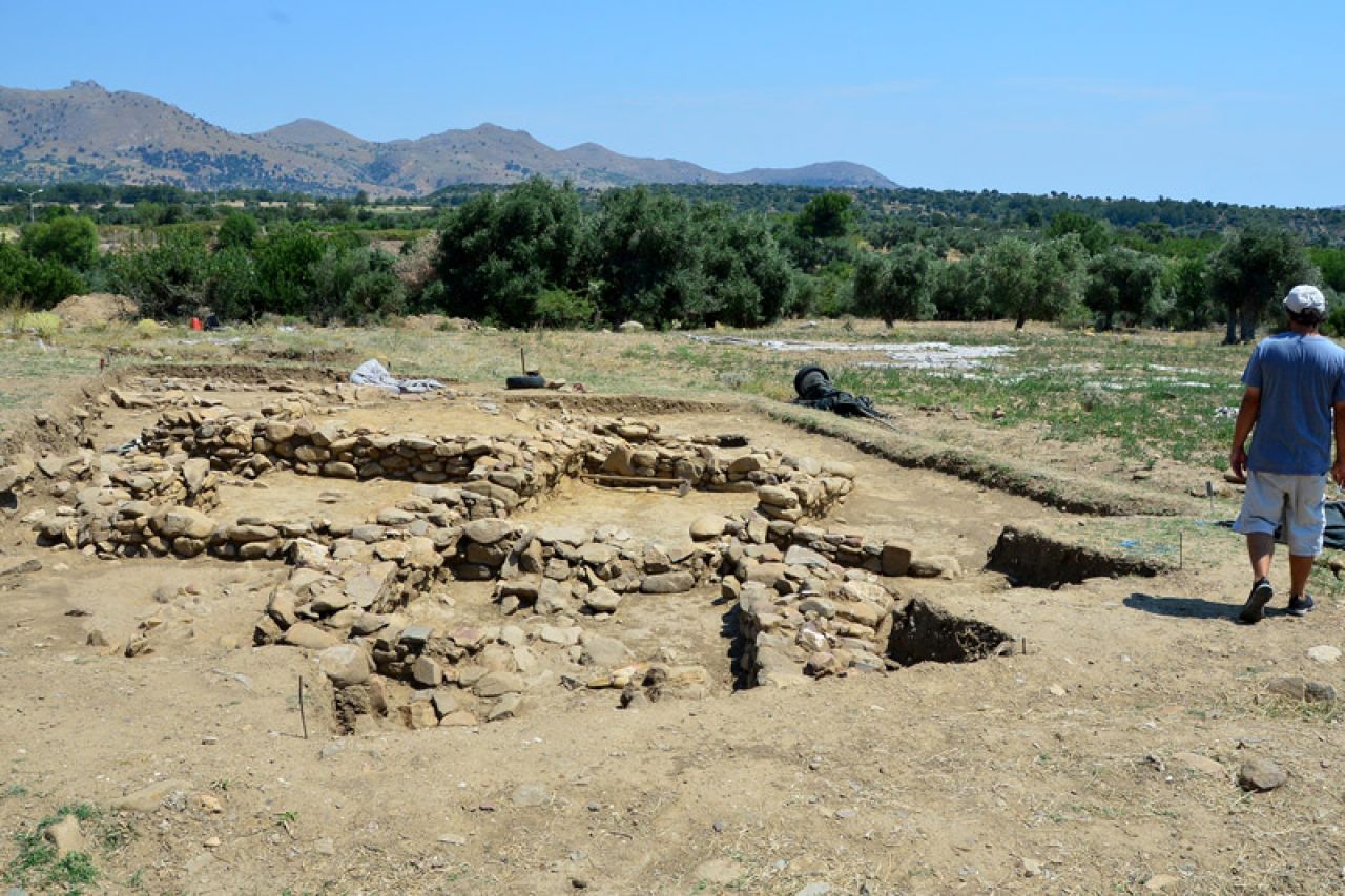 U građevinskom kompleksu starom 7.000 godina pronađeno 13 ljudskih kostura