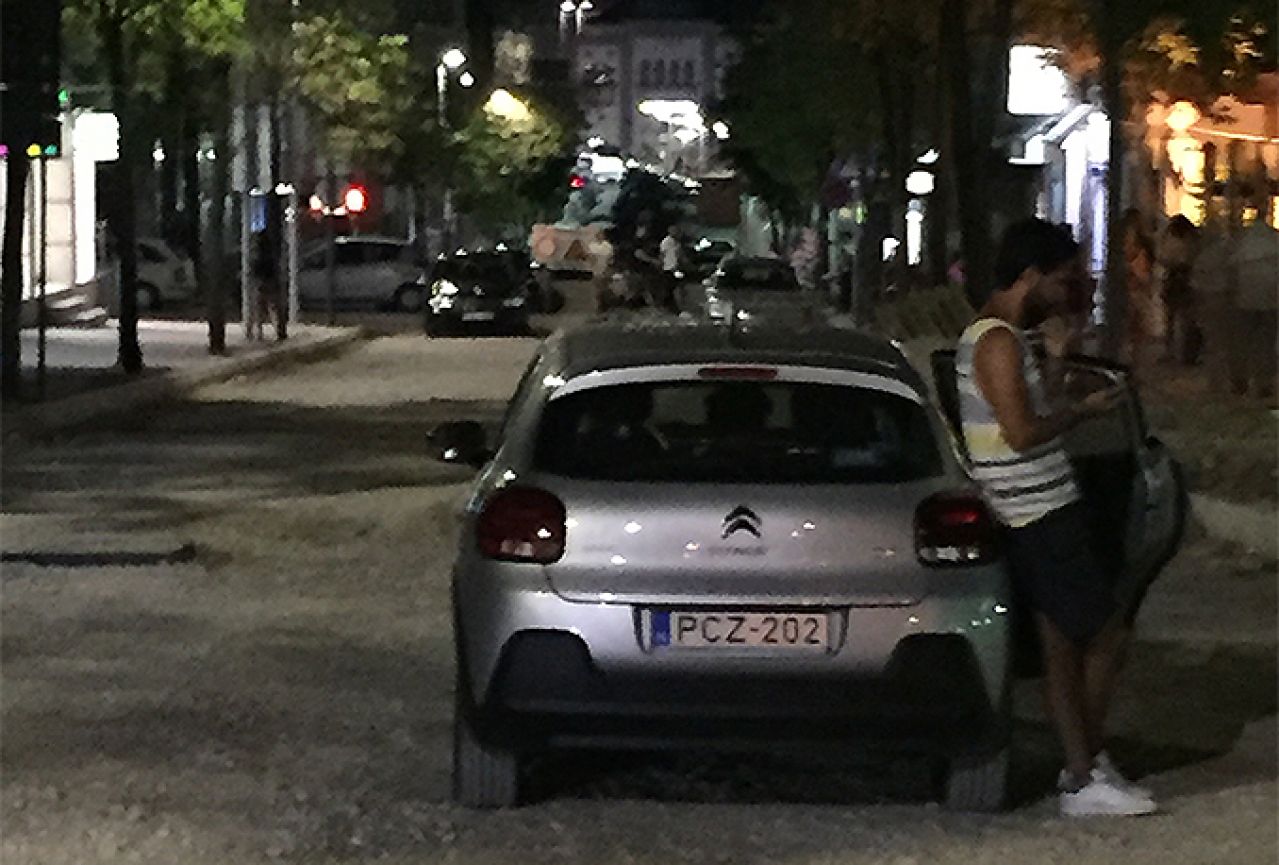 Lutanje u Mostaru: Zbog nesređene signalizacije stranci oštećuju svoja vozila