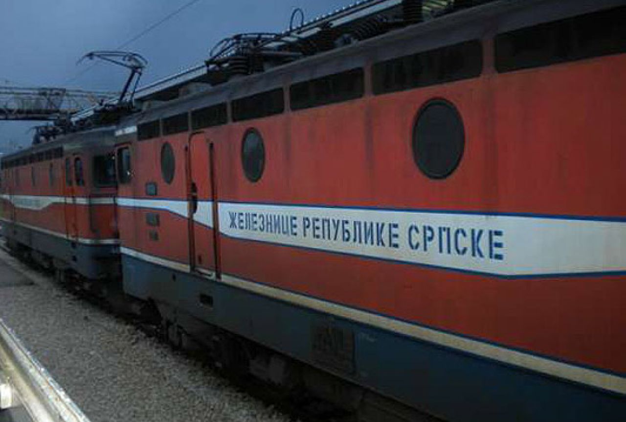 Čamdžić: Otpuštanja u Željeznicama RS su udar na radnike, a ne na birokraciju