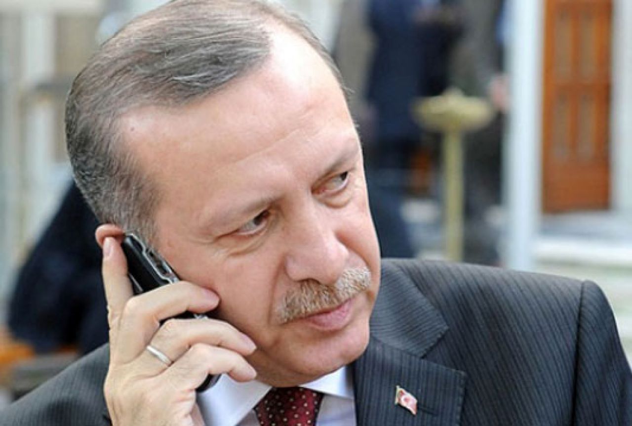 Erdogan pozvao Turke u Njemačkoj da glasuju protiv Merkel