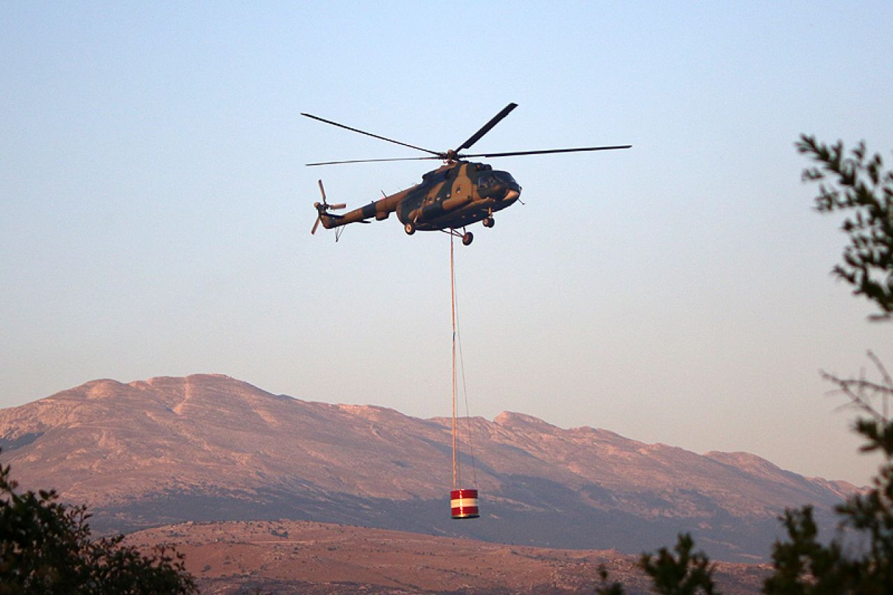 Čapljina ili Čitluk: Helikopter OS BiH gasit će požar u poslijepodnevnim satima