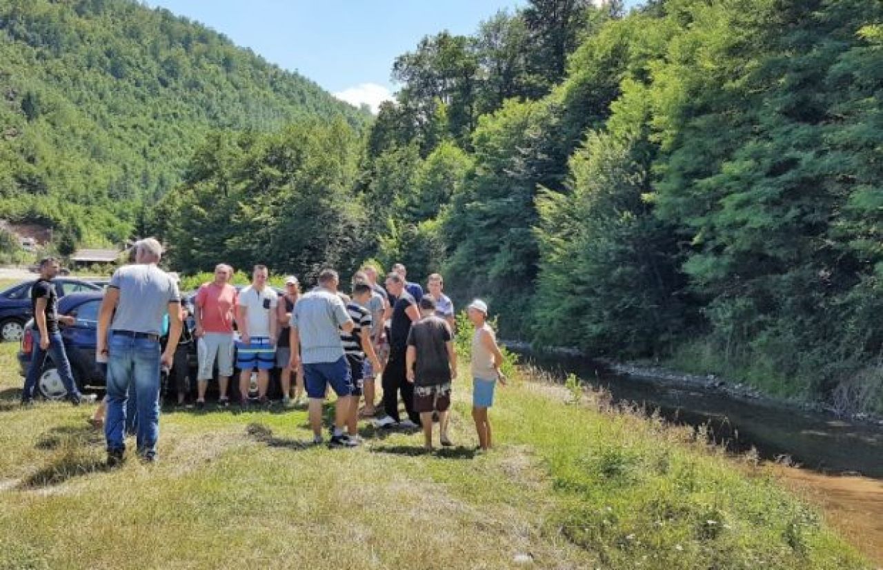 Mještani neće dopustiti izgradnju mini hidroelektrana na rijeci Kruščici