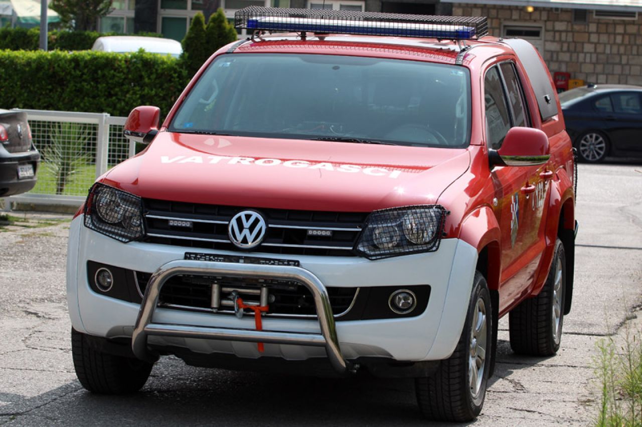 Dva terenska vozila Stocu i Istočnom Mostaru za potrebe civilne zaštite