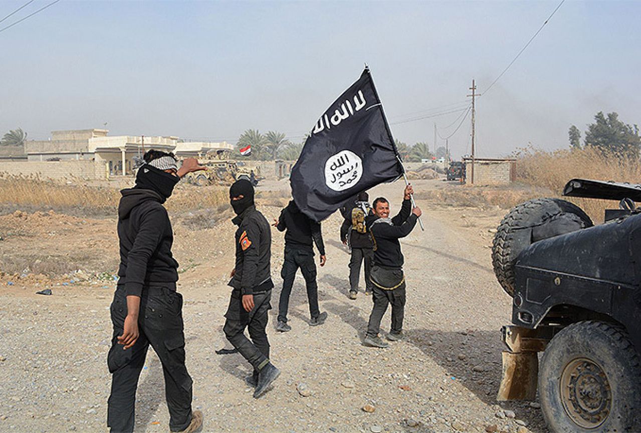 ISIL spreman na povlačenje iz sirijsko-libanonske zone