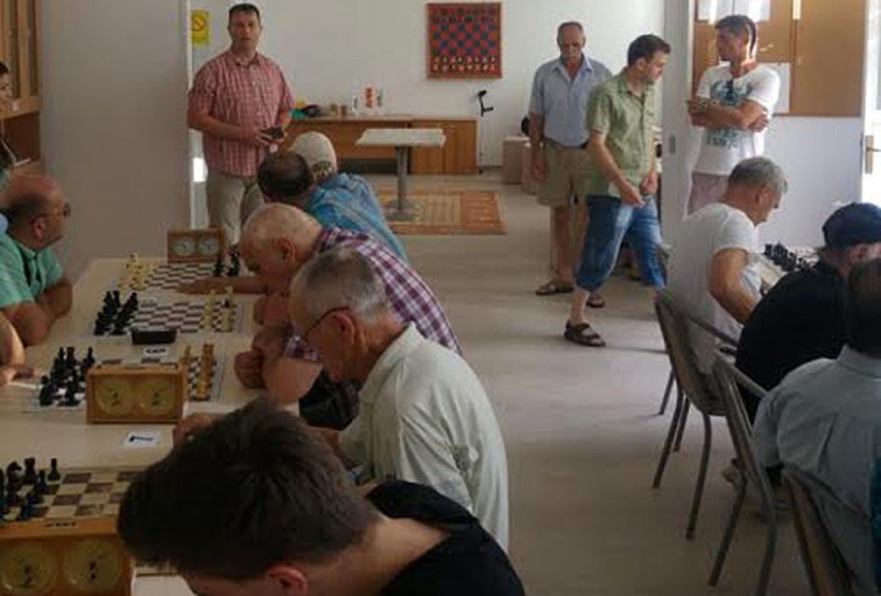 U Mostaru pripreme za bajramski šahovski turnir