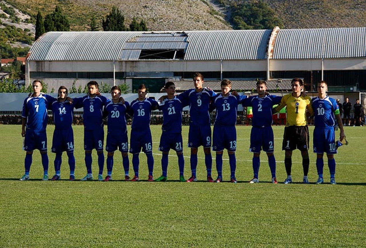 Mladi bh. nogometaši stigli u Crnu Goru