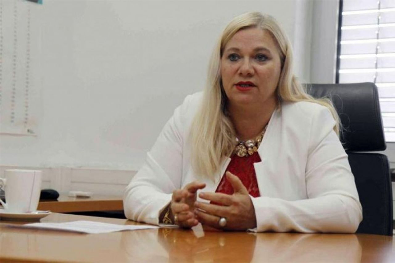 Ružica Jukić tvrdi da je prisluškivana, da se sprema udar pa napala medije