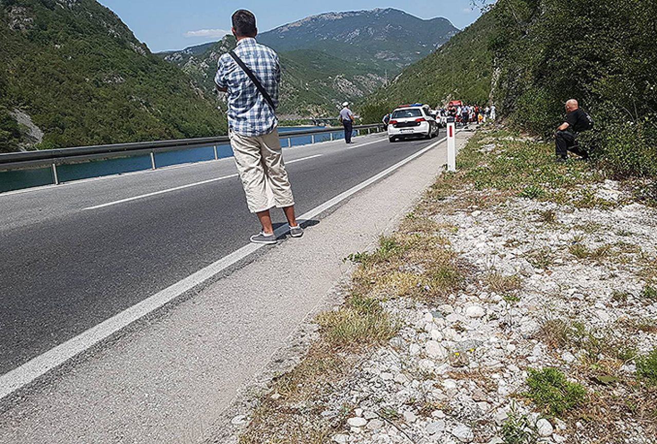 Prometna nesreća na M-17 Jablanica - Konjic