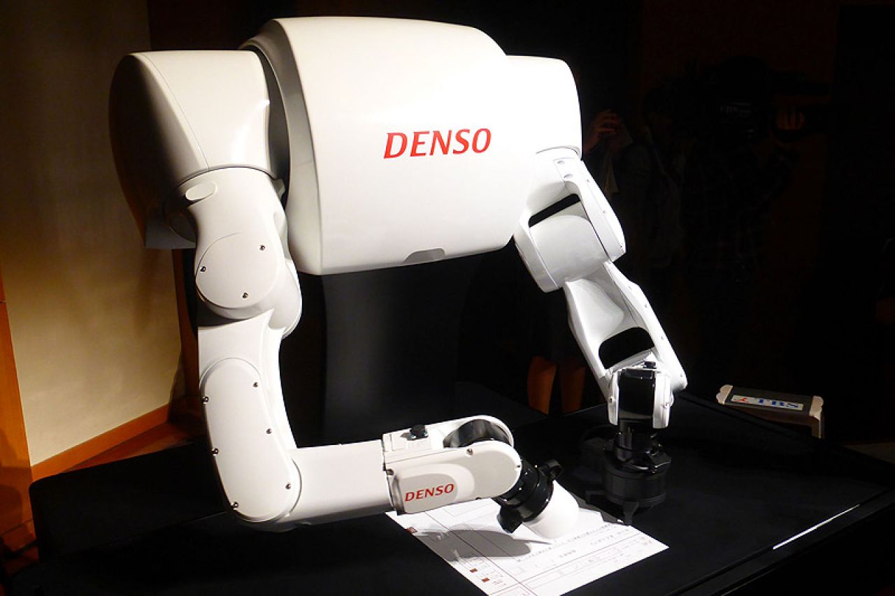 VIDEO | Upoznajte robota dizajniranog za polaganje prijemnog ispita