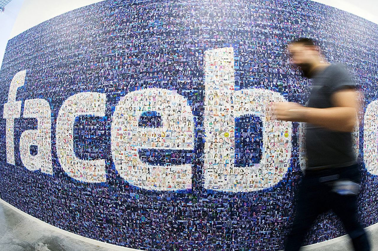 Facebook se pretvara u šarenu napast
