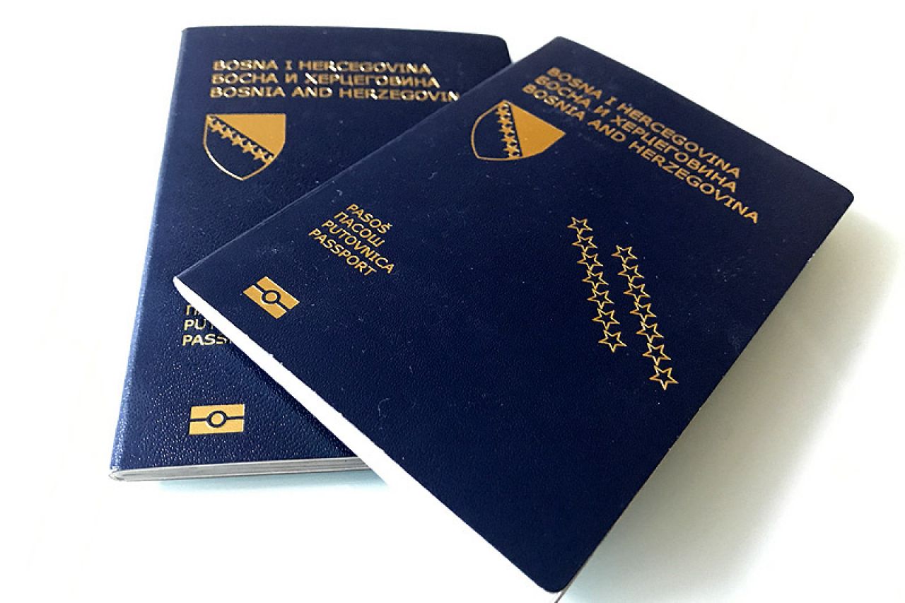 Žalbe poništile natječaj: Nabavka putovnica i dalje neizvjesna