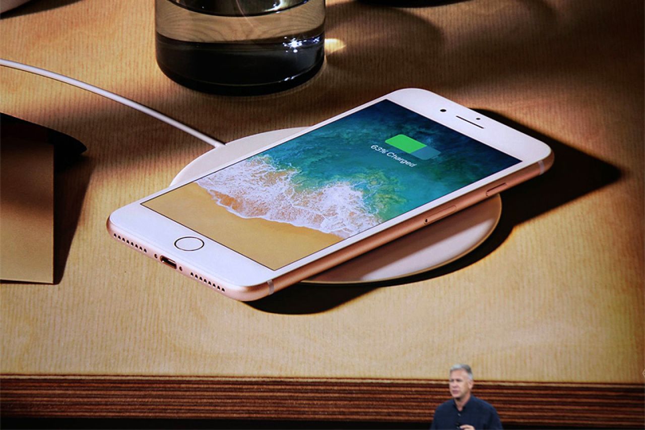 VIDEO | Apple predstavio iPhone 8 i X