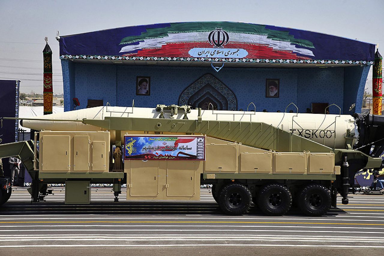 Iran predstavio balistički projektil dometa 2.000 kilometara