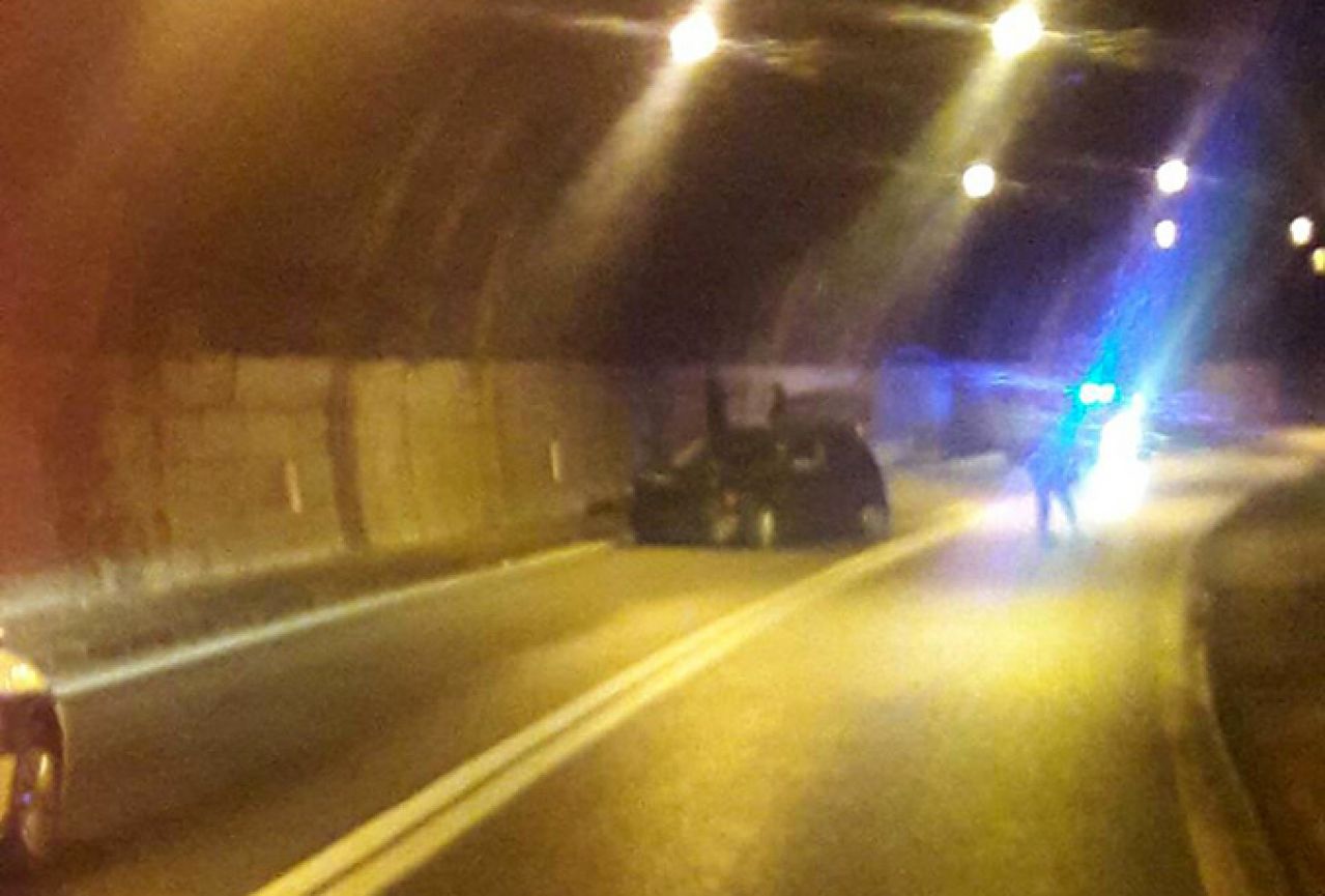 Teža nesreća sjeverno od Mostara, jedna osoba ozlijeđena